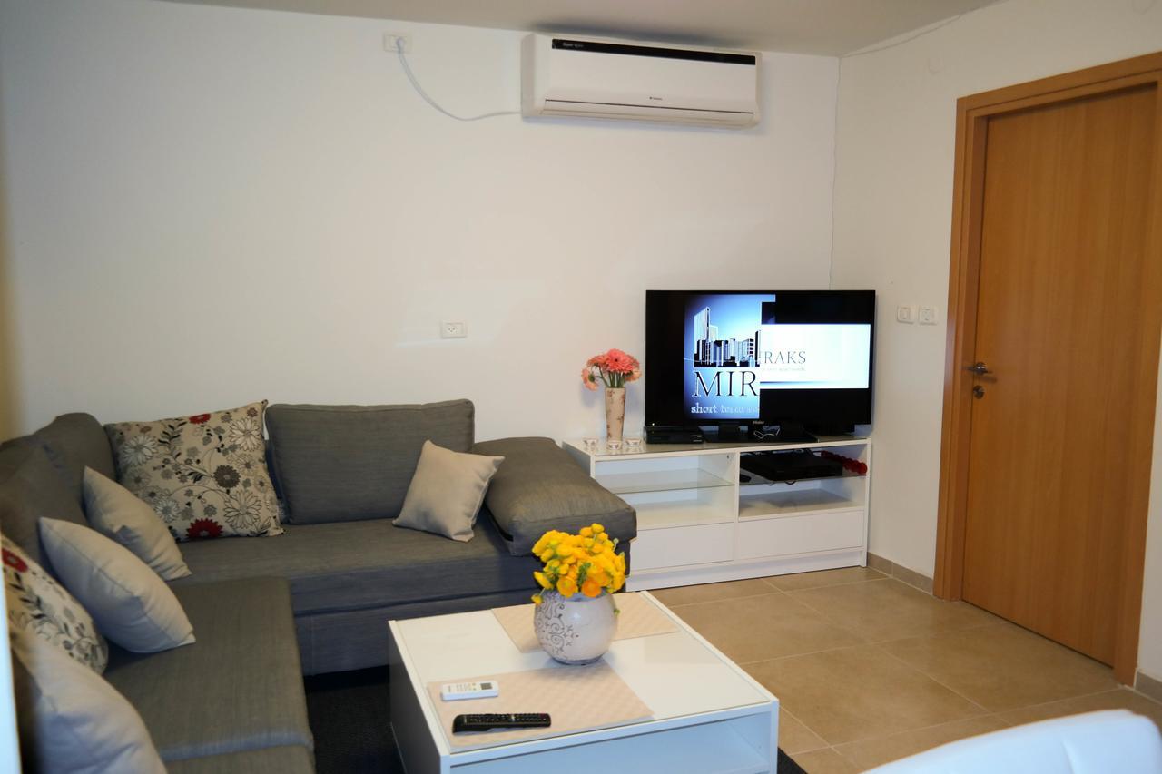 Miraks Harav Kuk Apartment Tel Aviv Exterior photo